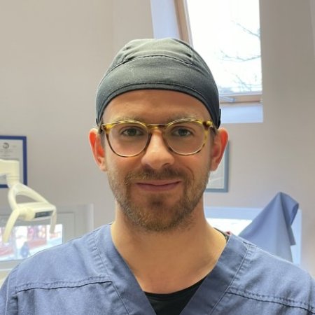 dr. Hável Patrik