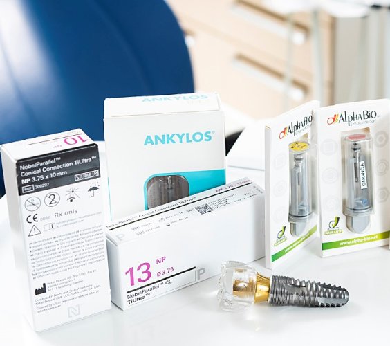 Implantátum márkák